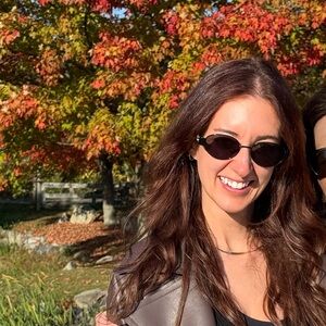 Meet your Posher, Diana